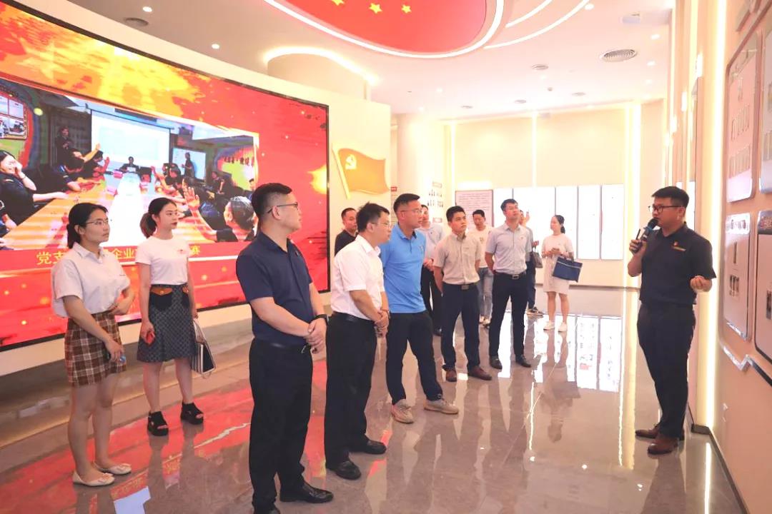 紅色中庭 | 市委組織部研究室到集團講黨史，搭橋梁，促黨建