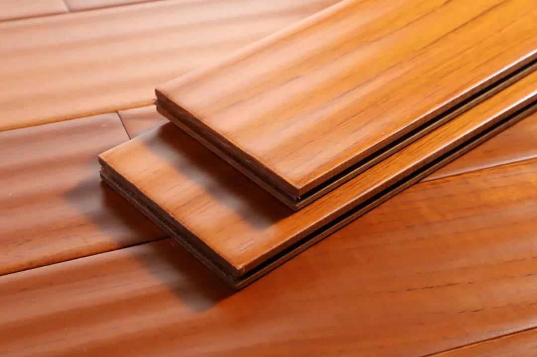 木地板為什么會出現(xiàn)縫隙？如何避免又如何解決？