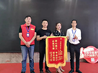 今日最佳服務 | 陶女士敘說與中庭的故事，凌晨十二點的風景與你共賞